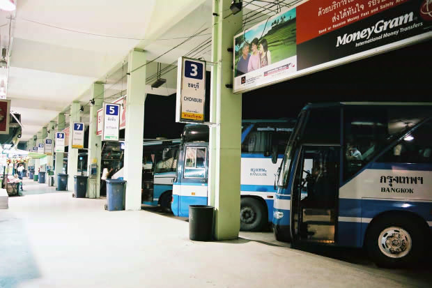 �o���R�N�ҁE���̂S
(620�~413pixel,62.9KB)