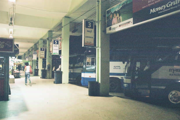 �o���R�N�ҁE���̂S
(620�~413pixel,69.2KB)