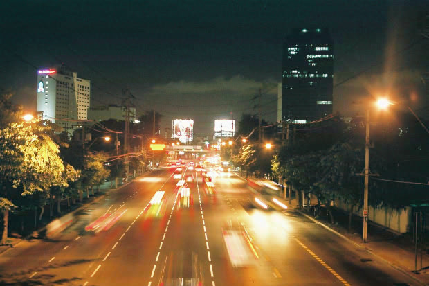 �o���R�N�ҁE���̂S
(620�~413pixel,66.4KB)