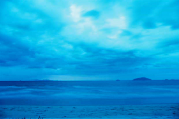 �}���[�V�A�ҁE���̂R
(620�~413pixel,30.9KB)