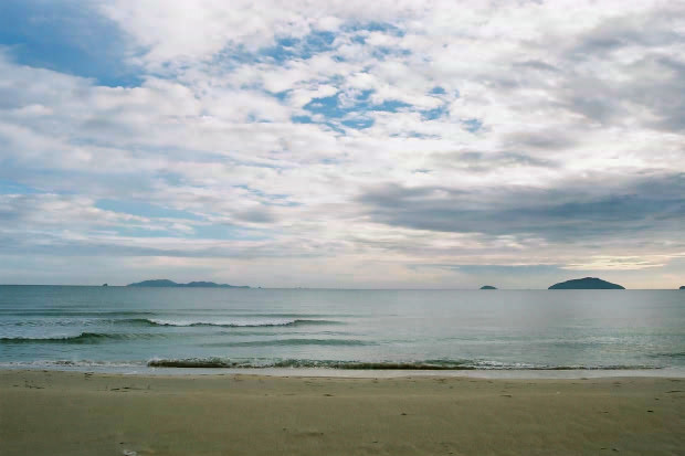 �}���[�V�A�ҁE���̂R
(620�~413pixel,43.4KB)