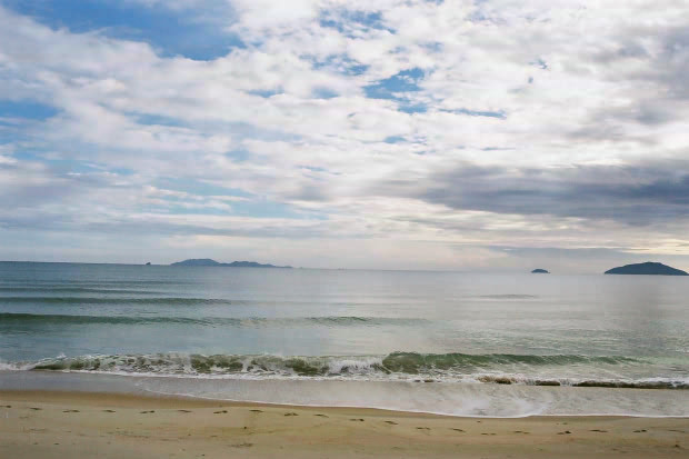 �}���[�V�A�ҁE���̂R
(620�~413pixel,45.9KB)