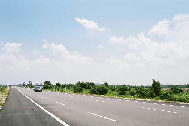 �}���[�V�A�ҁE���̂T
(620�~413pixel,35.0KB)