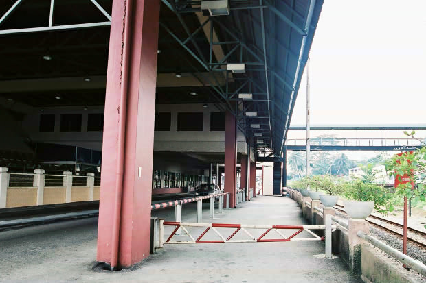 �}���[�V�A�ҁE���̂U
(620�~413pixel,66.9KB)