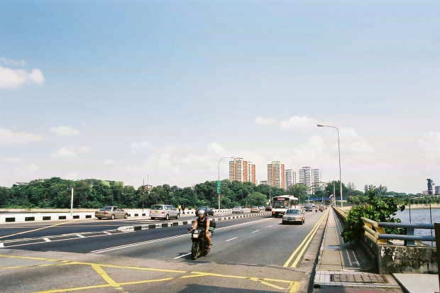 �V���K�|�[���E���̂P
(620�~413pixel,52.7KB)