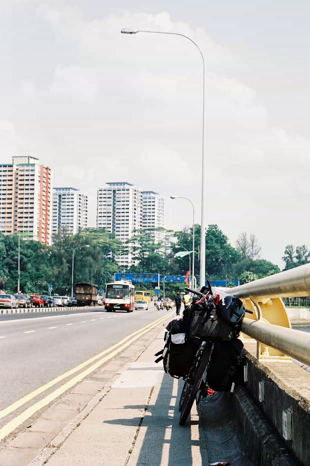 �V���K�|�[���E���̂P
(620�~930pixel,133.4KB)