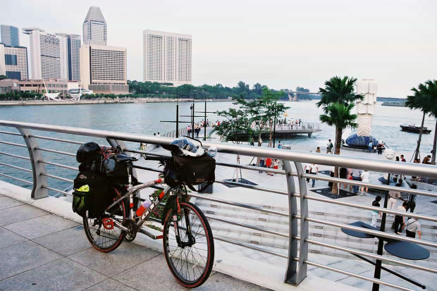 �V���K�|�[���E���̂P
(620�~413pixel,87.0KB)