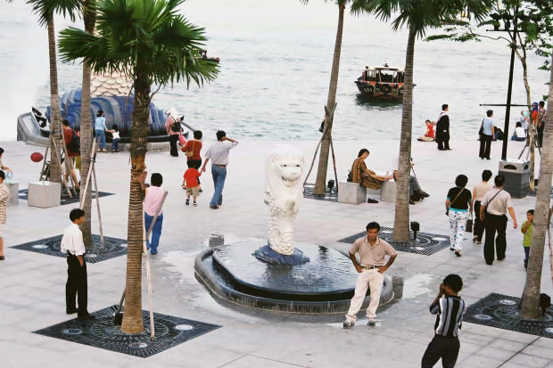 �V���K�|�[���E���̂P
(620�~413pixel,84.3KB)