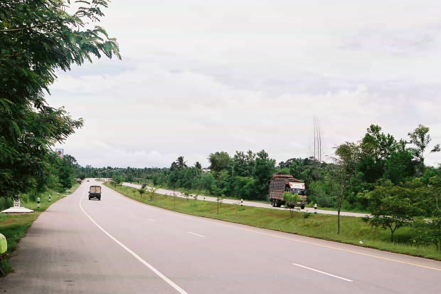 �^�C�ҁE���̂S
(620�~413pixel,56.7KB)