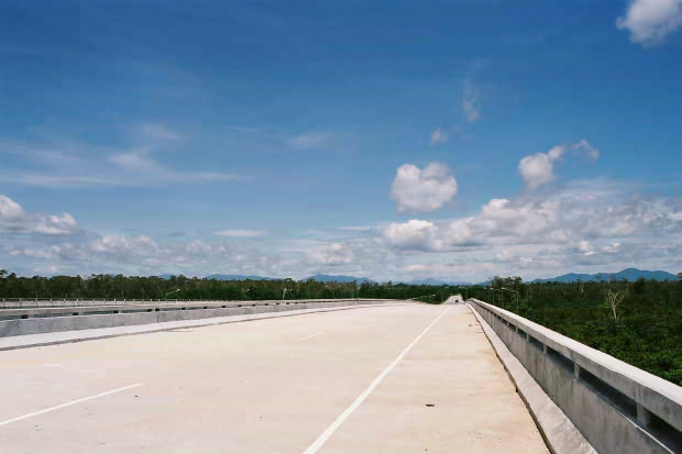 �^�C�ҁE���̂P�P
(620�~413pixel,40.7KB)