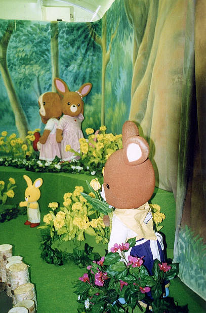 �A�j���h���[���g���C��
(407�~620pixel,61.8KB)