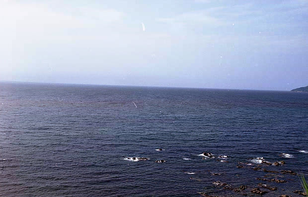 �W�H��
(620�~398pixel,44.3KB)