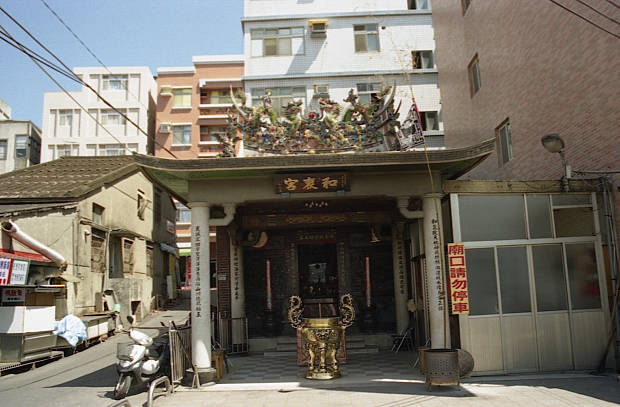 �W��
(620�~407pixel,52.2KB)