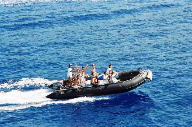 �񌩍`�o�q
(620�~413pixel,70.4KB)