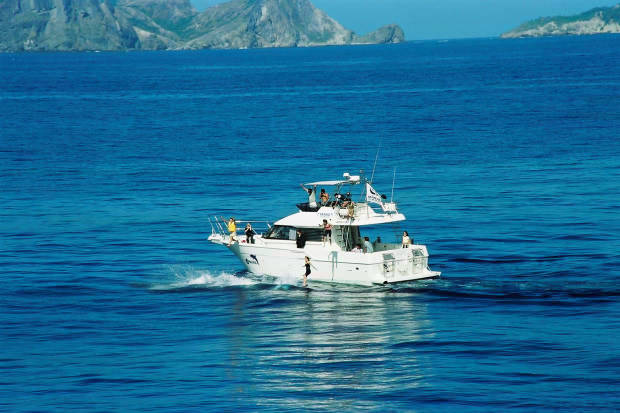 �񌩍`�o�q
(620�~413pixel,47.8KB)