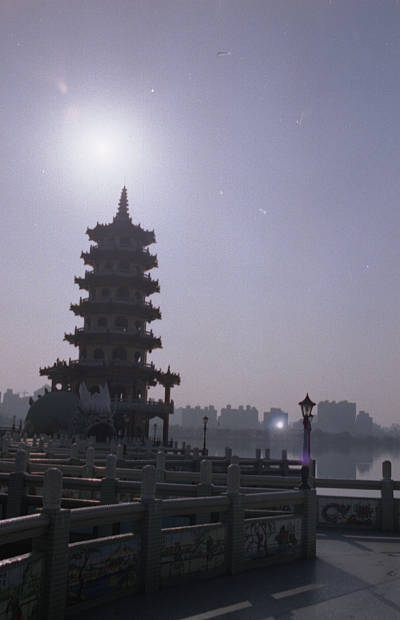 ���Y�E�@���K
(400�~620pixel,19.8KB)