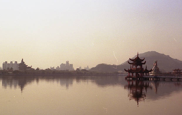 ���Y�E�@���K
(620�~391pixel,21.2KB)