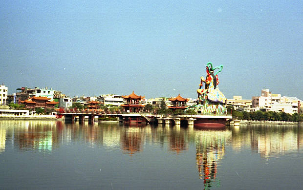 ���Y�E�@���K
(620�~389pixel,43.6KB)