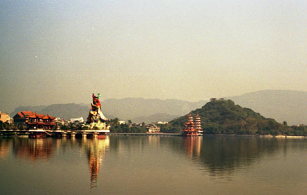 ���Y�E�@���K
(620�~394pixel,33.9KB)