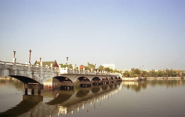 ���Y�E�@���K
(620�~391pixel,27.2KB)