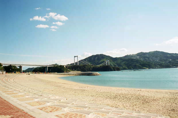 �������勴
(620�~413pixel,41.0KB)