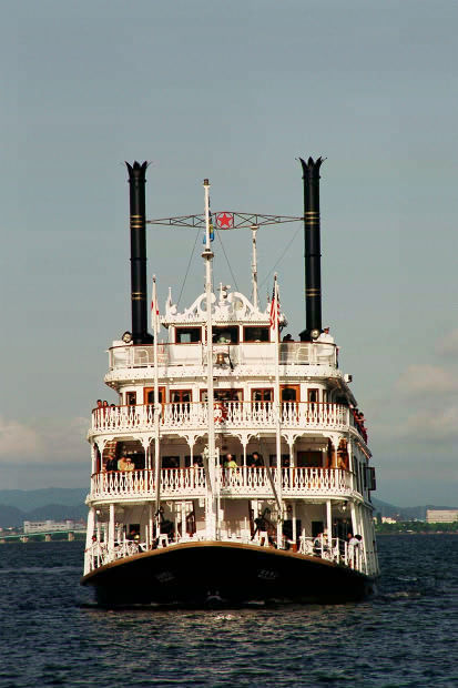 �l���
(413�~620pixel,48.4KB)