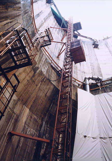 �n���͐�
(432�~620pixel,59.2KB)