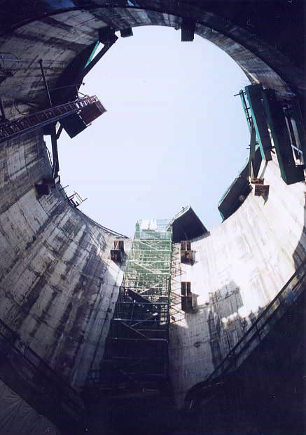 �n���͐�
(437�~620pixel,38.3KB)