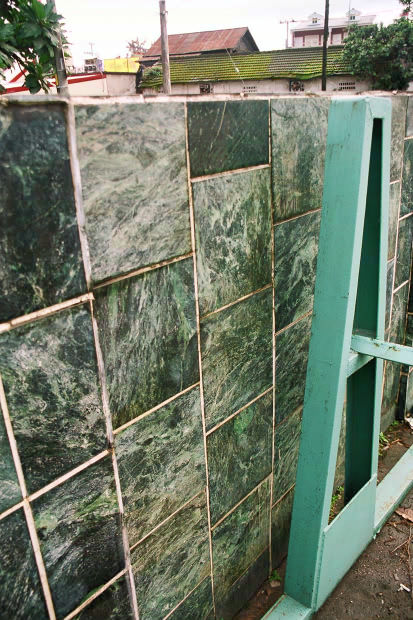 �Ԙ@
(413�~620pixel,81.7KB)