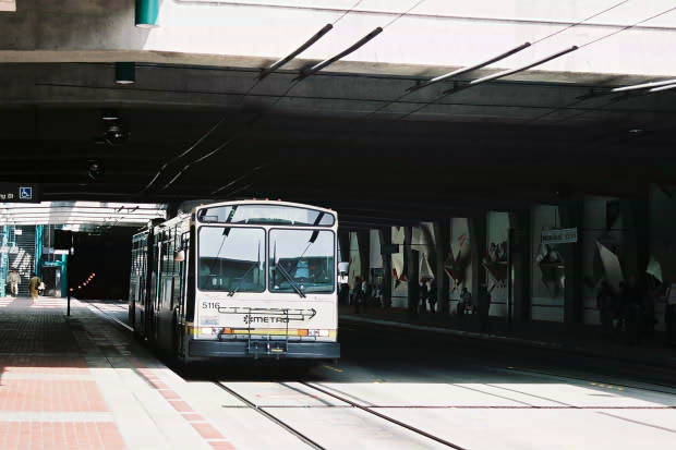 01-�����Ƃ�
(620�~413pixel,34.3KB)