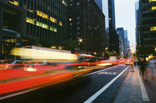 14.�j���[���[�N
(620�~413pixel,45.0KB)