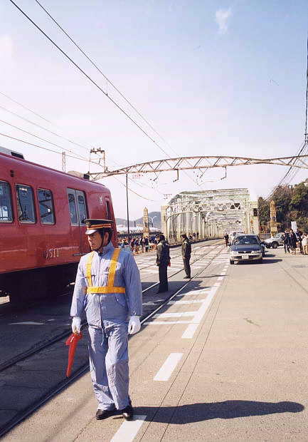 ���R��
(433�~620pixel,43.2KB)