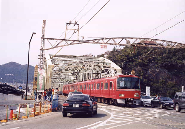 ���R��
(620�~433pixel,57.2KB)