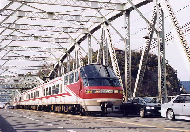 ���R��
(620�~433pixel,74.6KB)