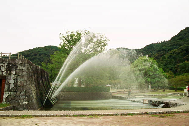 �⍑��Q
(620�~413pixel,49.3KB)