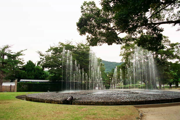 �⍑��Q
(620�~413pixel,77.3KB)