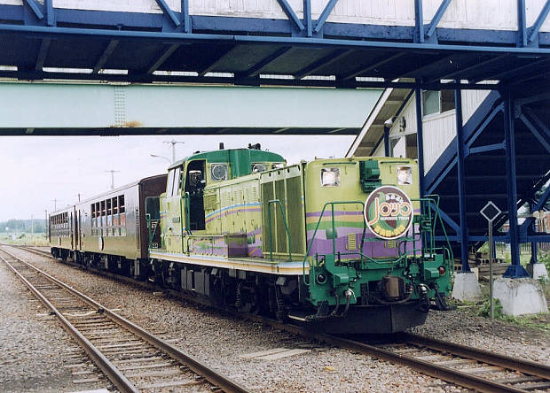 �k�C��
(620�~444pixel,71.2KB)