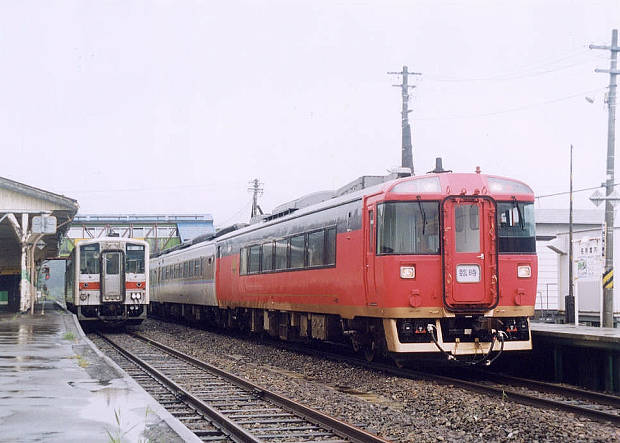 �k�C��
(620�~443pixel,48.3KB)