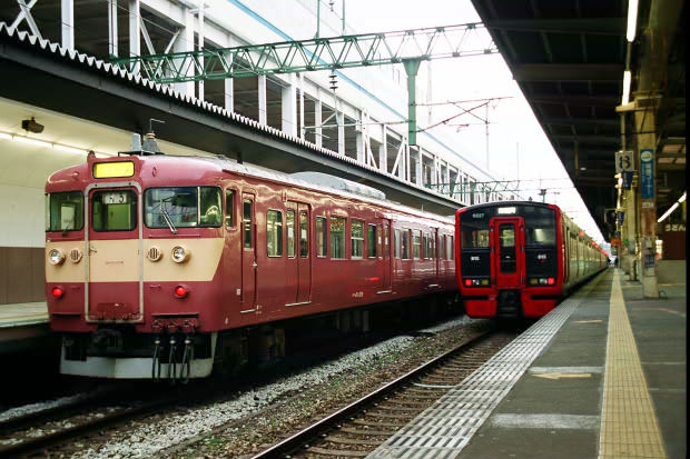 �i�q��B�̎ԗ�����
(620�~413pixel,68.0KB)