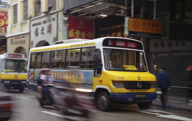 �|���g�K���̕����c���X�E�S��
(620�~392pixel,38.6KB)