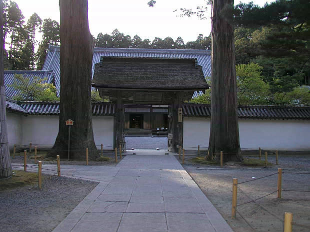 ����
(620�~465pixel,54.8KB)