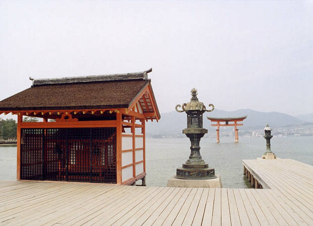 �{��
(620�~448pixel,38.2KB)