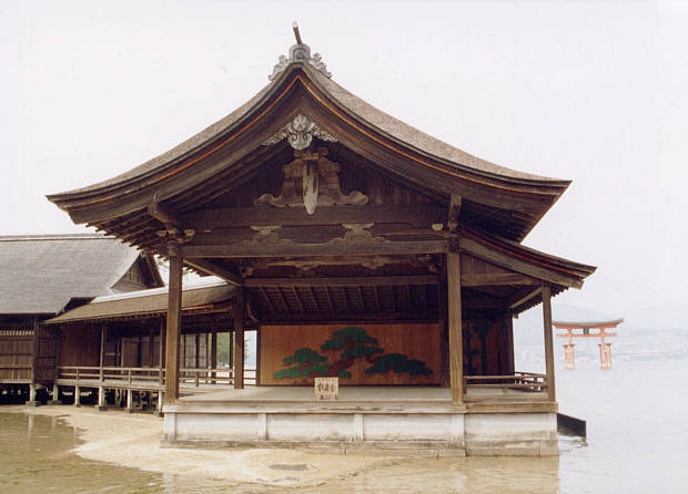 �{��
(620�~446pixel,39.2KB)