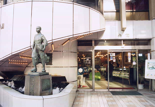 ����
(620�~431pixel,49.5KB)