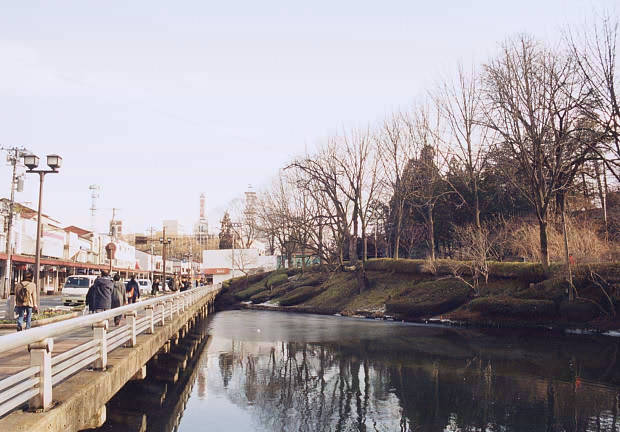 ����
(620�~432pixel,52.2KB)