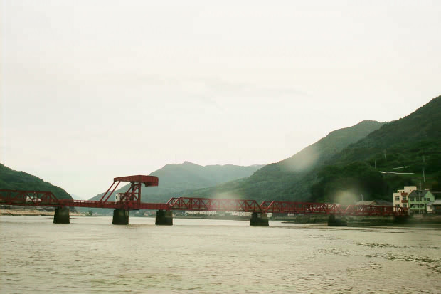 長浜・はねあげ橋（２）
(620×413pixel,37.0KB)