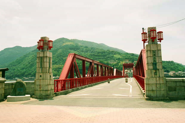 �ɗ\���l�J��
(620�~413pixel,45.5KB)