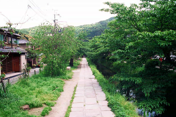 �匴
(620�~413pixel,84.1KB)