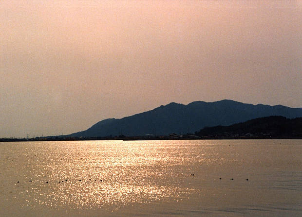 �B��V��
(620�~447pixel,40.7KB)