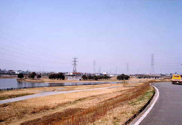 �����Βn
(620�~427pixel,39.3KB)